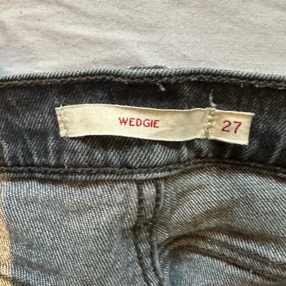 Levi’s Wedgie Straight fit - Picture 6 of 9
